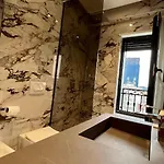 Zeus Deluxe Apartment Tirana