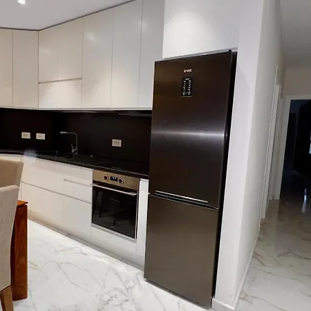 Apartment Zeus Deluxe Tirana